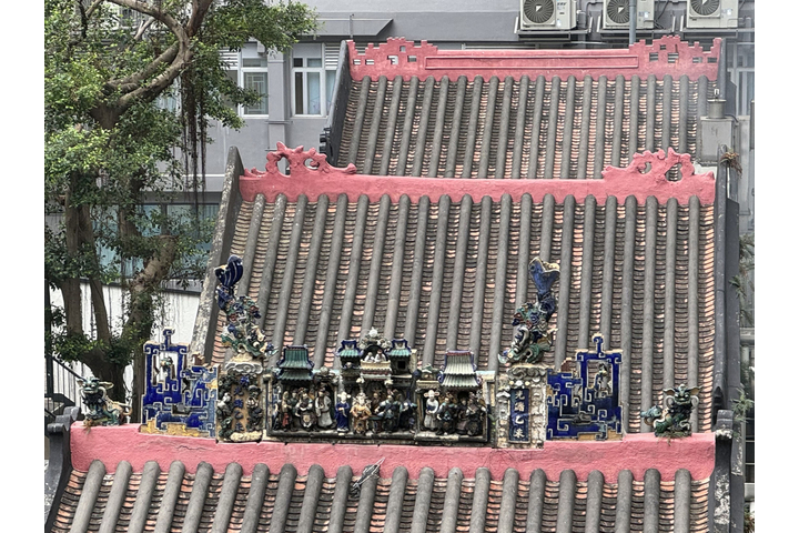 RTHK - 西營盤舊贊育醫院主樓和上環廣福祠列為法定古蹟