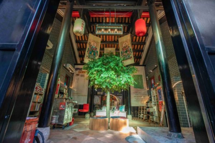 ETtoday旅遊雲 老靈魂必收藏!走進「西九龍」訪油麻地書院、復古茶餐廳