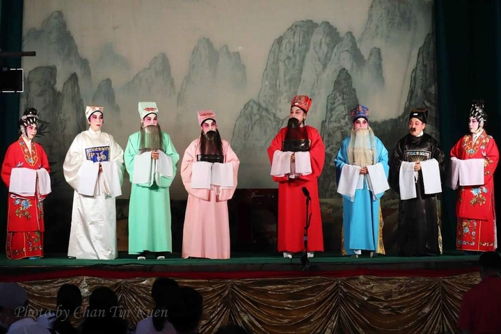 Chan Tin Kuen 疫情以來，已不見粵劇神功戲在市區演出